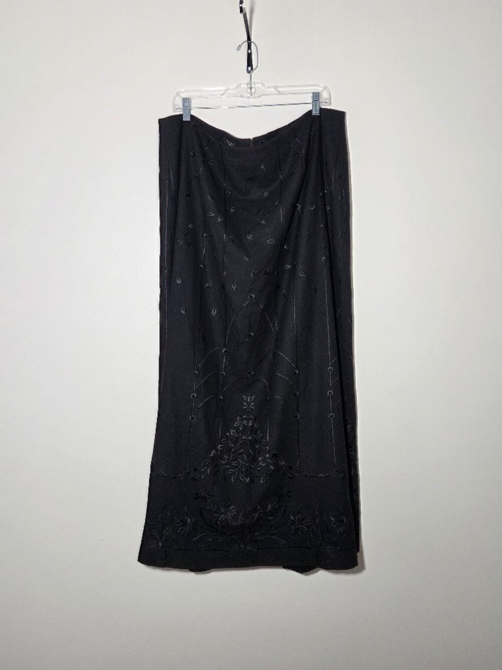 Black Talbots Embroidered Wool Blend Lined Maxi Skirt